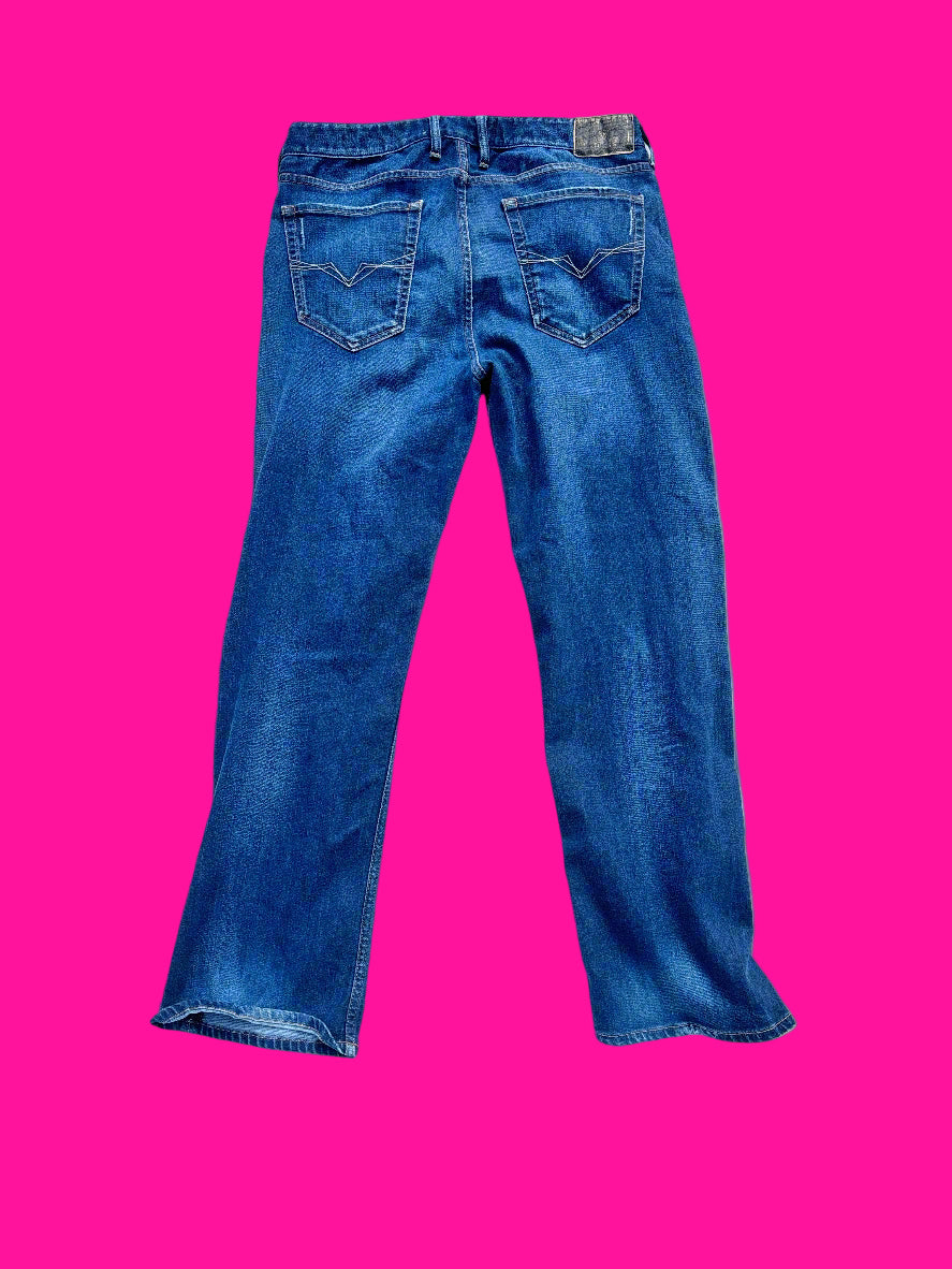 Guess relaxed fit jeans size 34